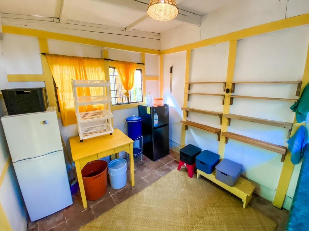 Unicorn Reborn - Peaceful Rentals سان ماركوس لا لاغونا المظهر الخارجي الصورة