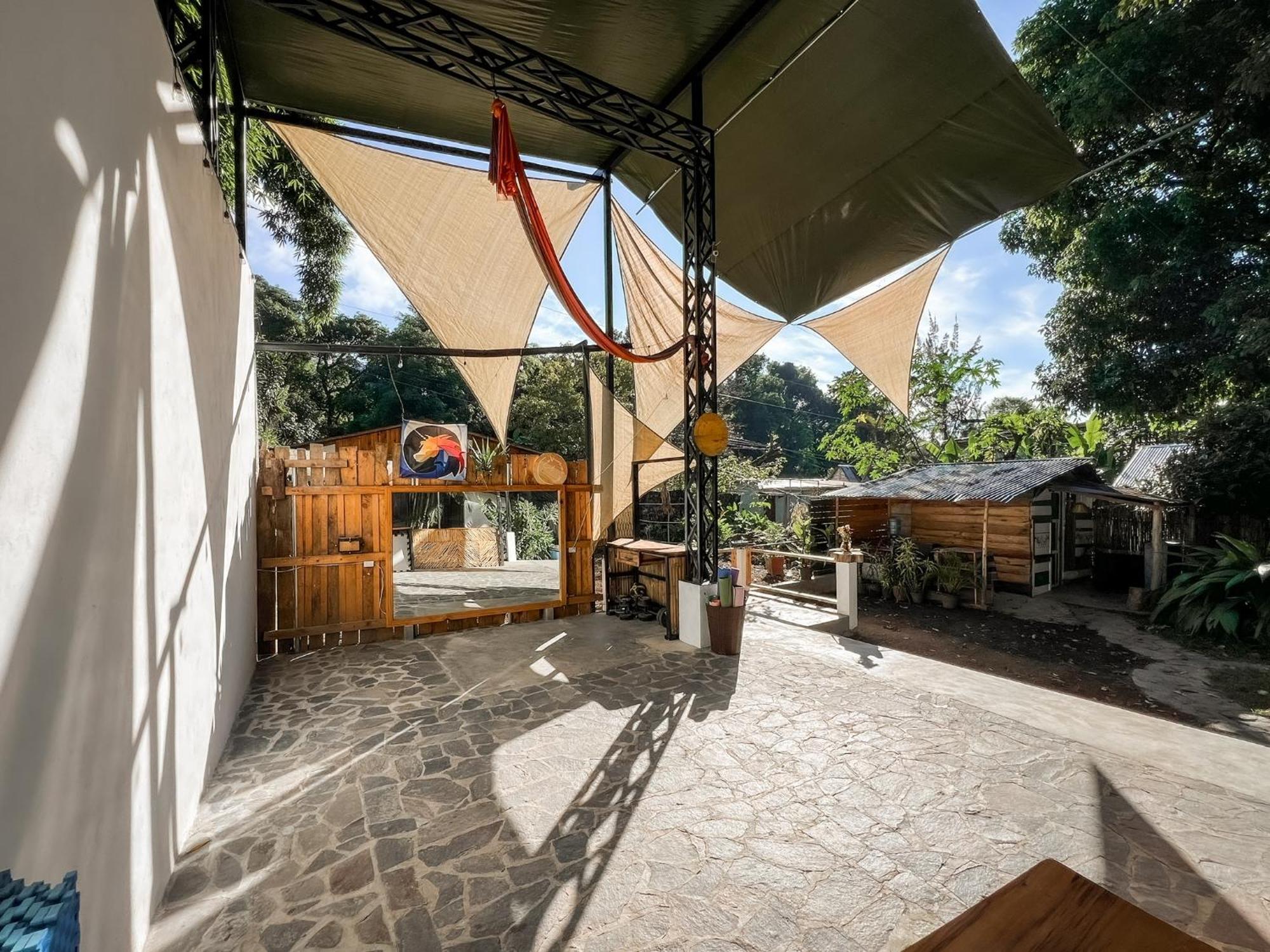 Unicorn Reborn - Peaceful Rentals سان ماركوس لا لاغونا المظهر الخارجي الصورة